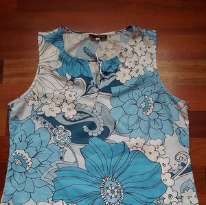 Women's Blue & White Floral top. Size M